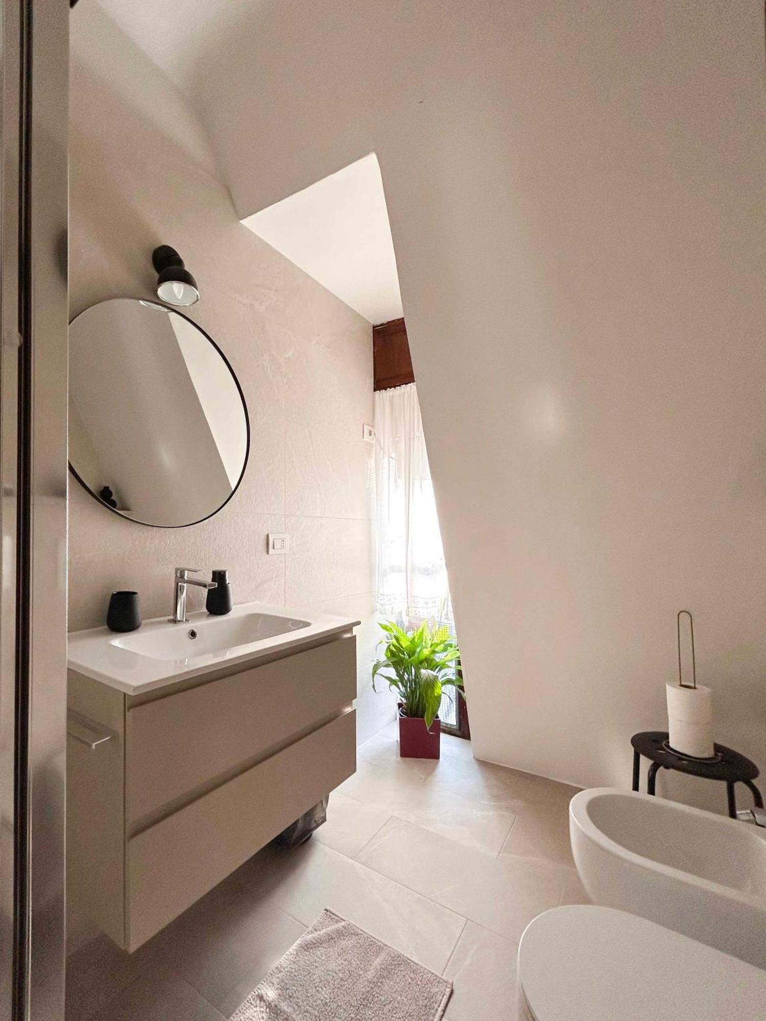 Easy Isola, For An Easy Stay ميلان المظهر الخارجي الصورة
